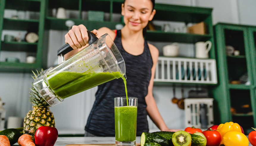 Hedelmäkulho näkyvillä keittiönpöydällä